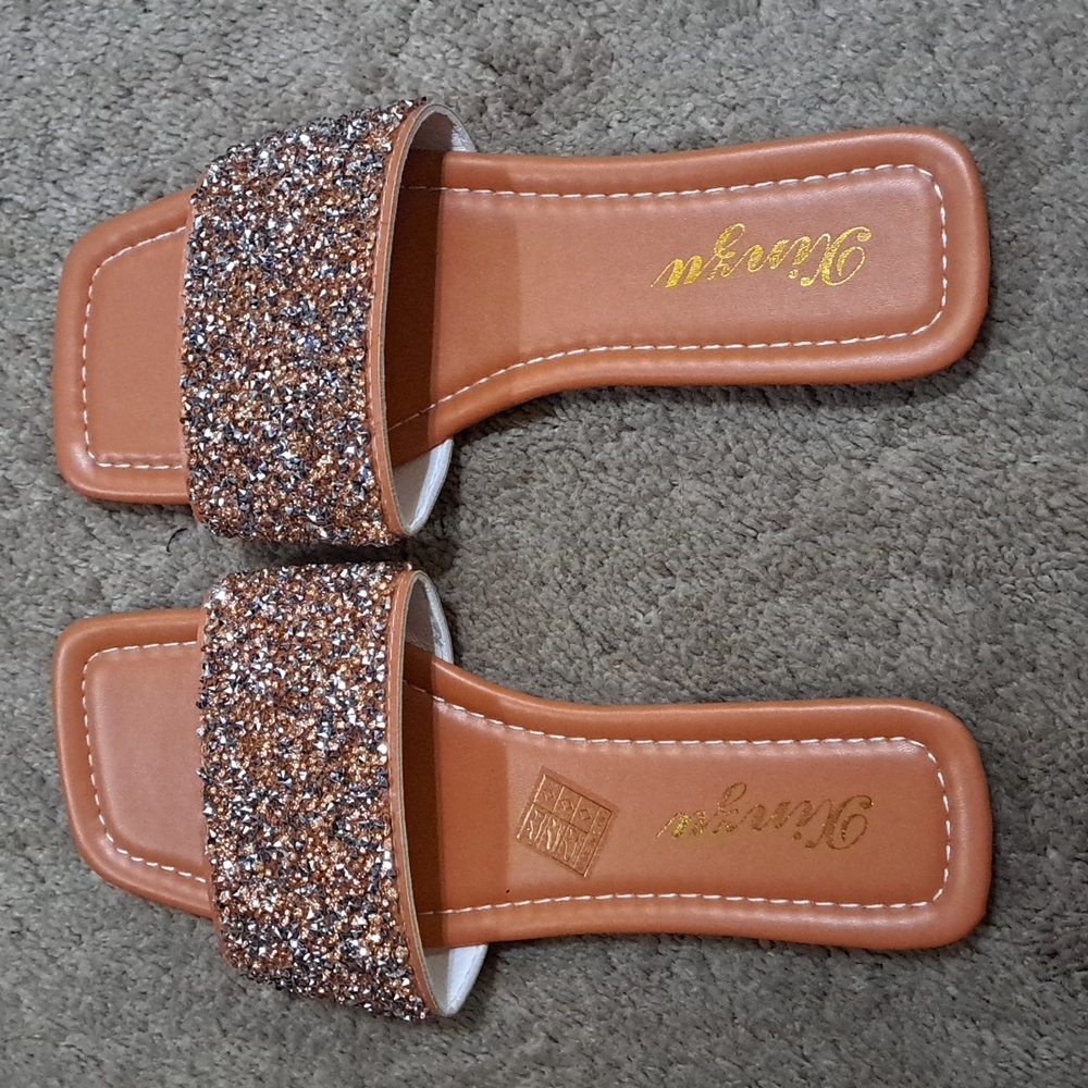 Fashion Tan  Gray Glittery Slide Sandals